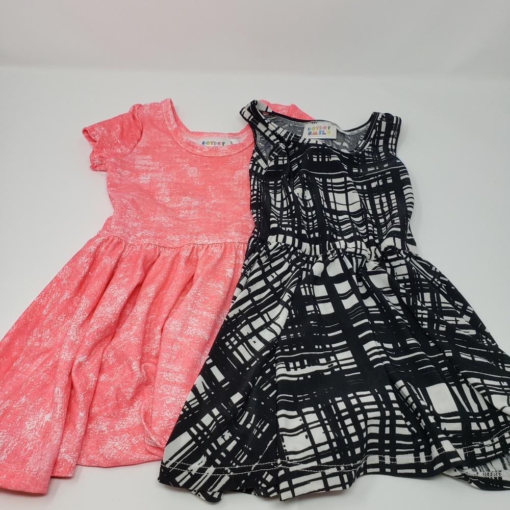 Dot dot smile twirly dresses, set of 2